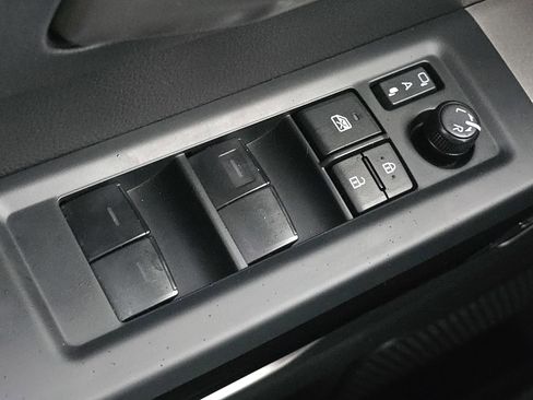 Certified 2025 Toyota Tundra Limited image 13