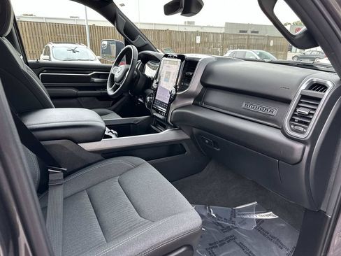 Used 2024 RAM 1500 Big Horn AWD/4WD image 30