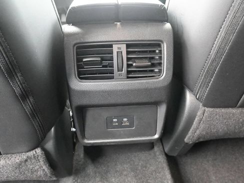 Used 2023 Nissan Rogue SV w/ SV Premium B Package FWD image 23