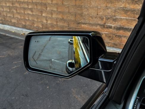 Used 2020 GMC Yukon SLT w/ Open Road Package image 39