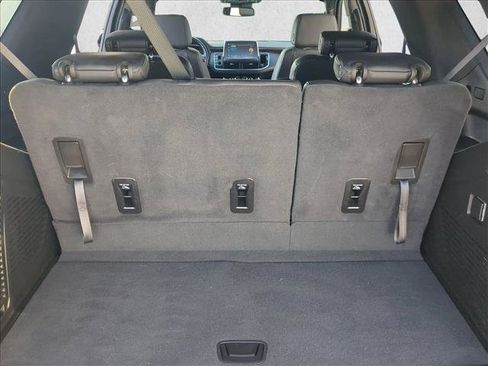 Used 2024 Chevrolet Tahoe LT RWD image 6