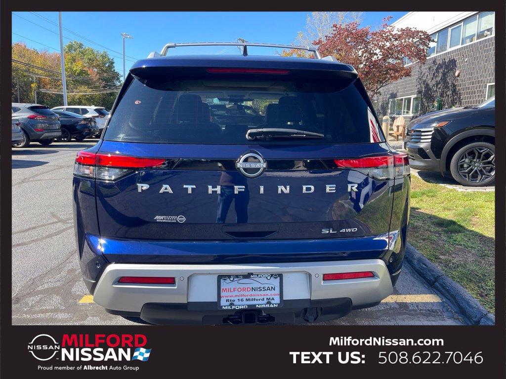 Certified 2023 Nissan Pathfinder SL w/ SL Premium Package AWD/4WD image 4