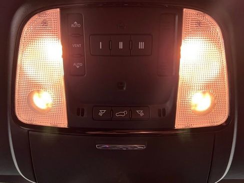 Used 2024 Dodge Durango R/T AWD/4WD image 40