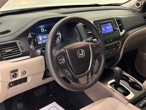 Used 2016 Honda Pilot LX image 20