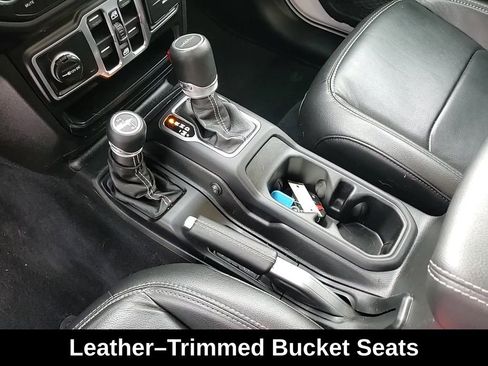 Used 2021 Jeep Gladiator Overland w/ Popular Equipment Package image 20