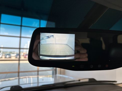 Used 2014 Chevrolet Tahoe LT AWD/4WD image 21