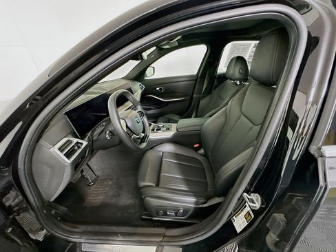Used 2025 BMW 330i Sedan image 13