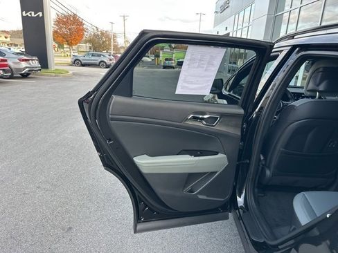 Used 2025 Kia Sportage X-Line image 49