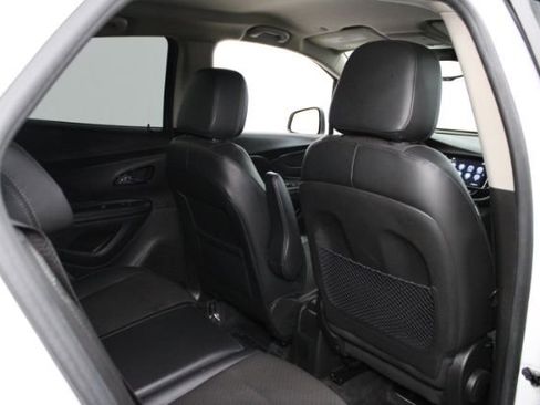 Used 2019 Buick Encore Preferred image 21