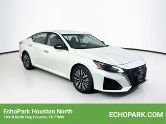Used 2024 Nissan Altima 2.5 SV FWD video 1
