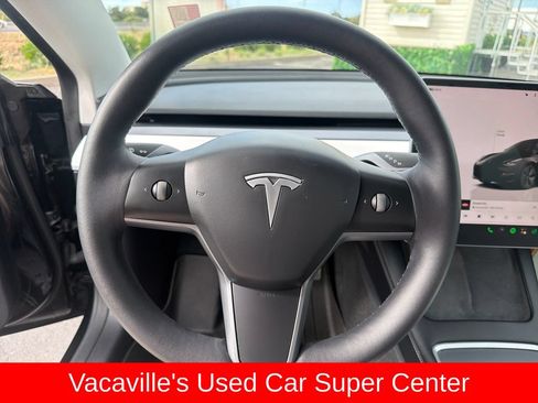 Used 2022 Tesla Model 3 Long Range AWD/4WD image 14
