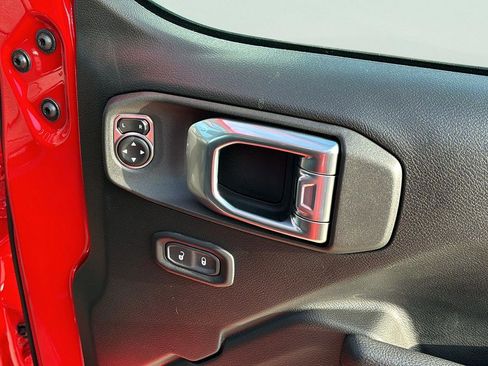 Used 2024 Jeep Wrangler Unlimited Sport w/ Convenience Group image 25