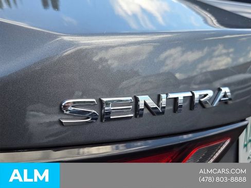 Used 2024 Nissan Sentra SV FWD image 11