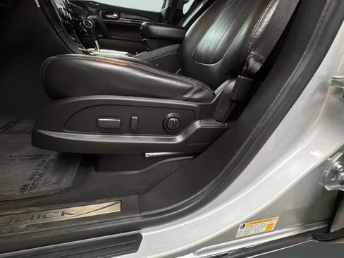 Used 2017 Buick Enclave Leather w/ Trailering Package AWD/4WD image 17