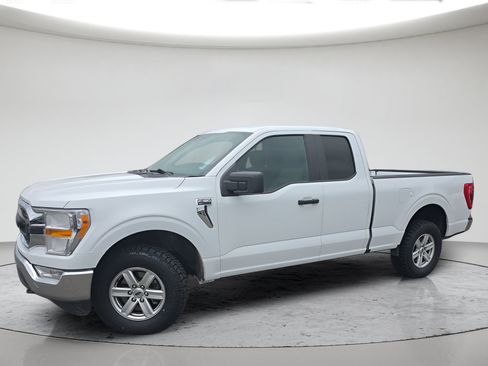 Used 2022 Ford F150 XLT w/ Trailer Tow Package AWD/4WD image 8
