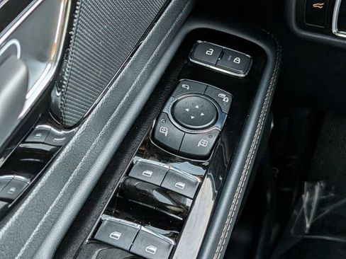 New 2026 Lincoln Aviator 2WD image 26