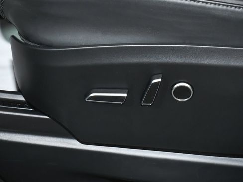 Used 2024 Tesla Model X AWD/4WD image 44