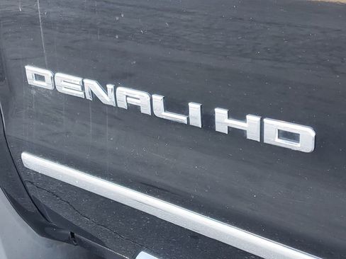 Used 2016 GMC Sierra 3500 Denali w/ Duramax Plus Package image 37