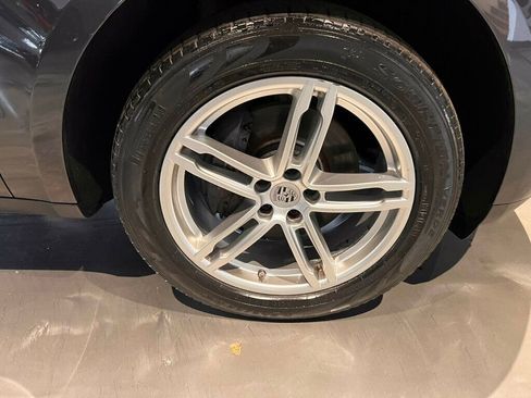 Used 2018 Porsche Macan image 13