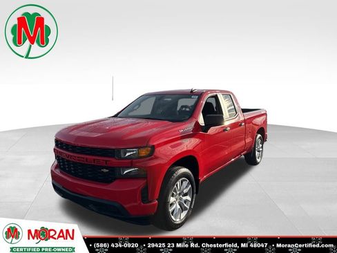 Used 2020 Chevrolet Silverado 1500 Custom w/ Custom Value Package image 1