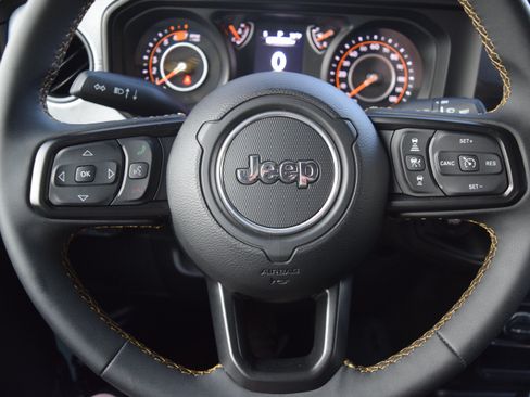 Used 2024 Jeep Wrangler Sport AWD/4WD image 12
