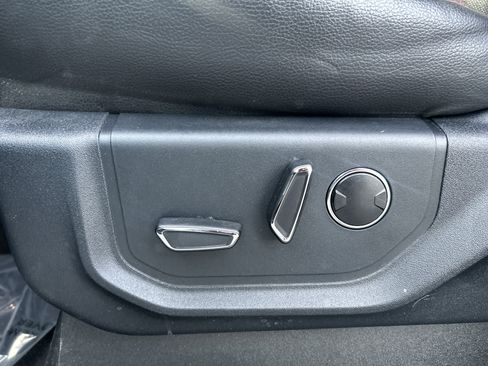 Used 2021 Ford Expedition Max Limited image 13