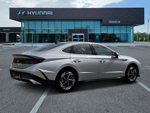 New 2026 Hyundai Sonata SEL FWD image 8