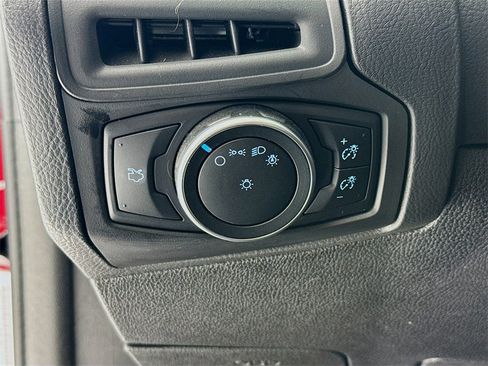 Used 2017 Ford Focus SE image 13