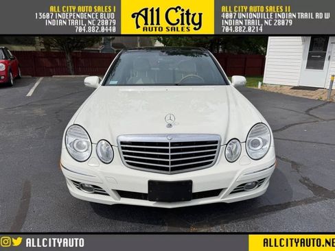 Used 2007 Mercedes-Benz E 350 4MATIC Sedan image 2