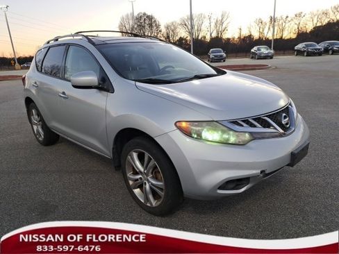 Used 2011 Nissan Murano LE w/ Navigation Pkg image 1