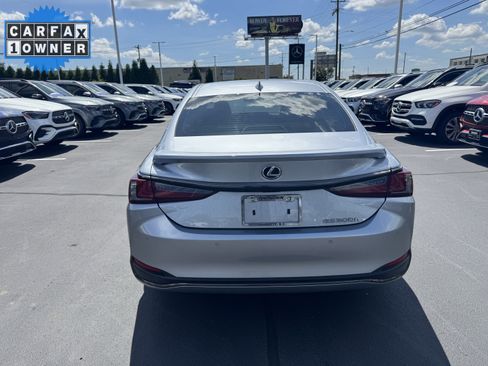 Used 2023 Lexus ES 300h F Sport FWD image 10