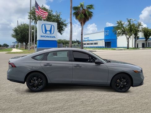 New 2025 Honda Accord SE image 4
