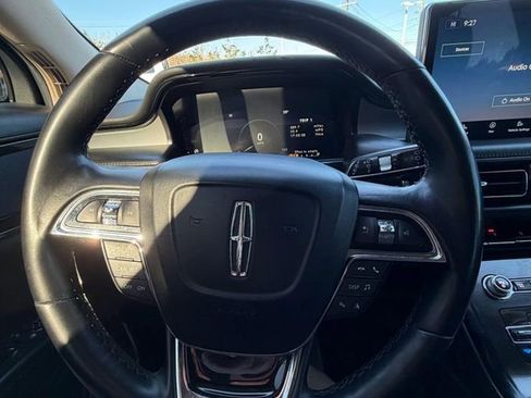 Used 2021 Lincoln Nautilus AWD w/ Equipment Group 101A image 10