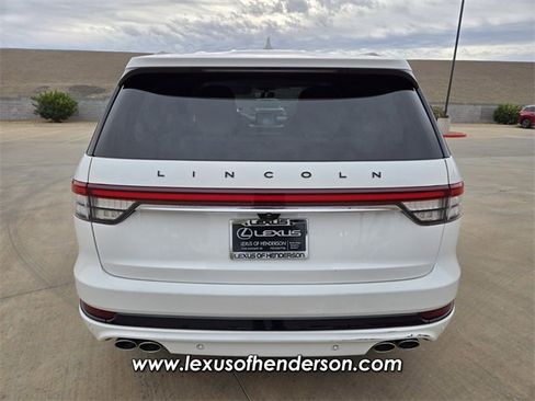 Used 2023 Lincoln Aviator Black Label w/ Jet Package image 5