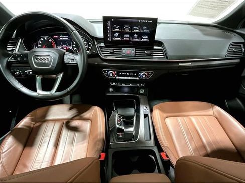 Used 2023 Audi Q5 2.0T Premium w/ Convenience Package AWD/4WD image 8