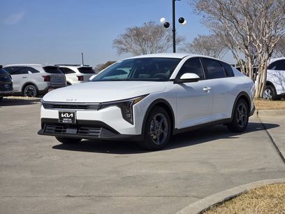 New 2026 Kia K4