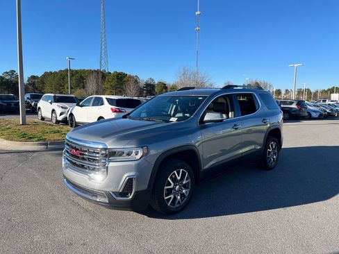 Used 2023 GMC Acadia SLT image 13
