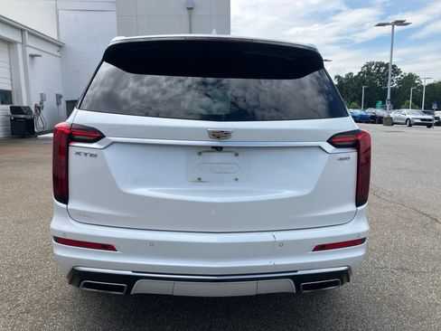 Used 2020 Cadillac XT6 Premium Luxury FWD image 17