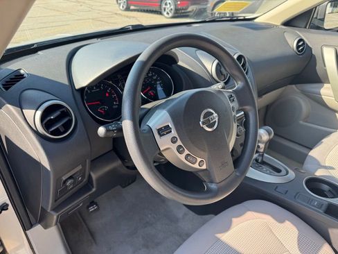 Used 2012 Nissan Rogue SV w/ Premium Pkg AWD/4WD image 18