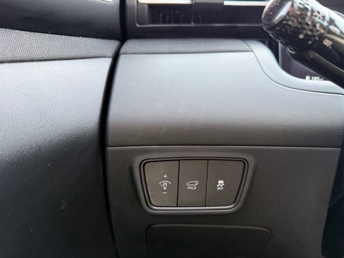 Certified 2023 Hyundai Tucson SEL w/ Convenience Package FWD image 12