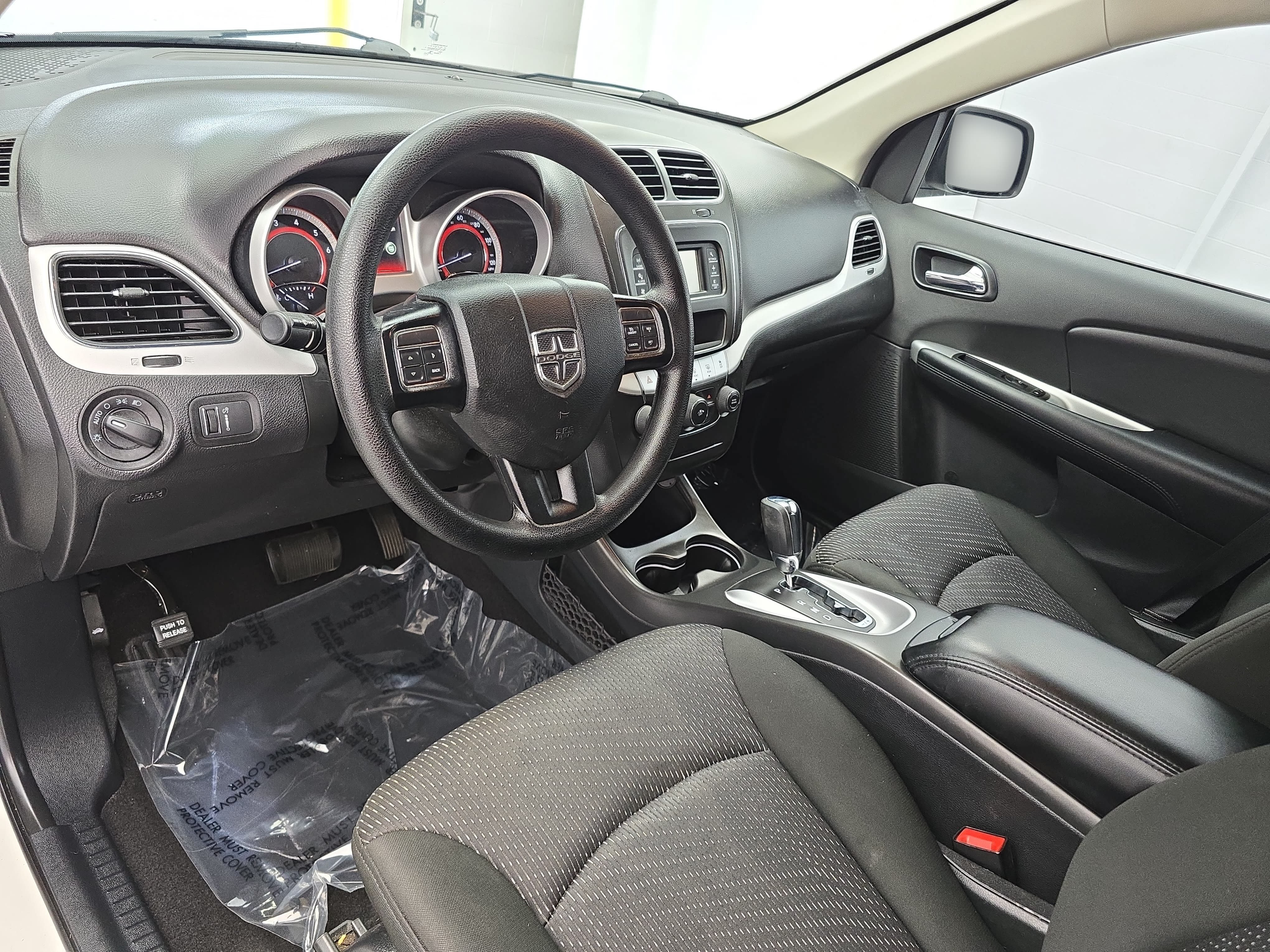 Used 2020 Dodge Journey SE FWD image 16