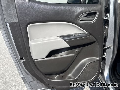 Used 2018 Chevrolet Colorado W/T w/ WT Convenience Package image 27