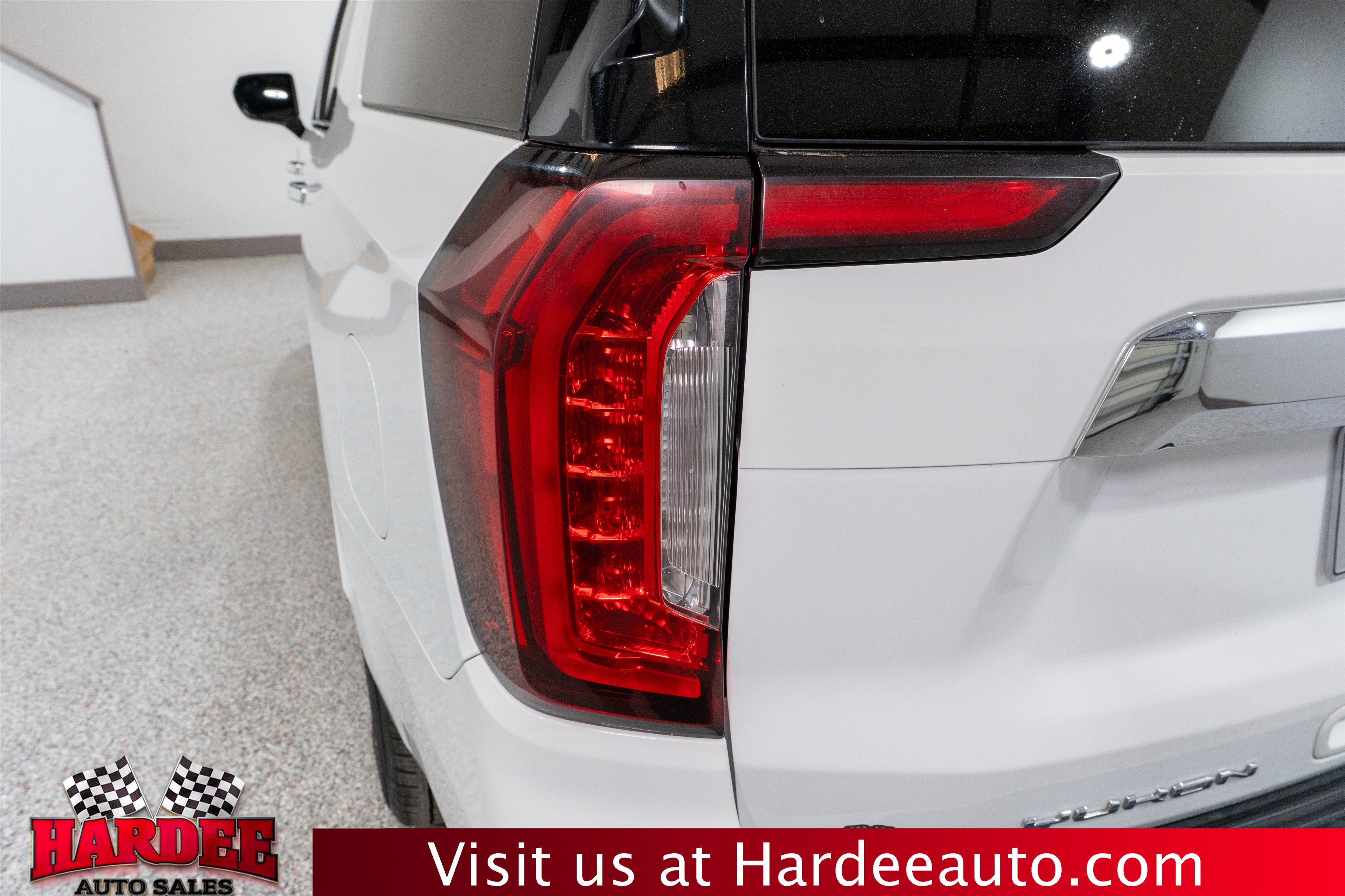 Used 2021 GMC Yukon XL SLT RWD image 9