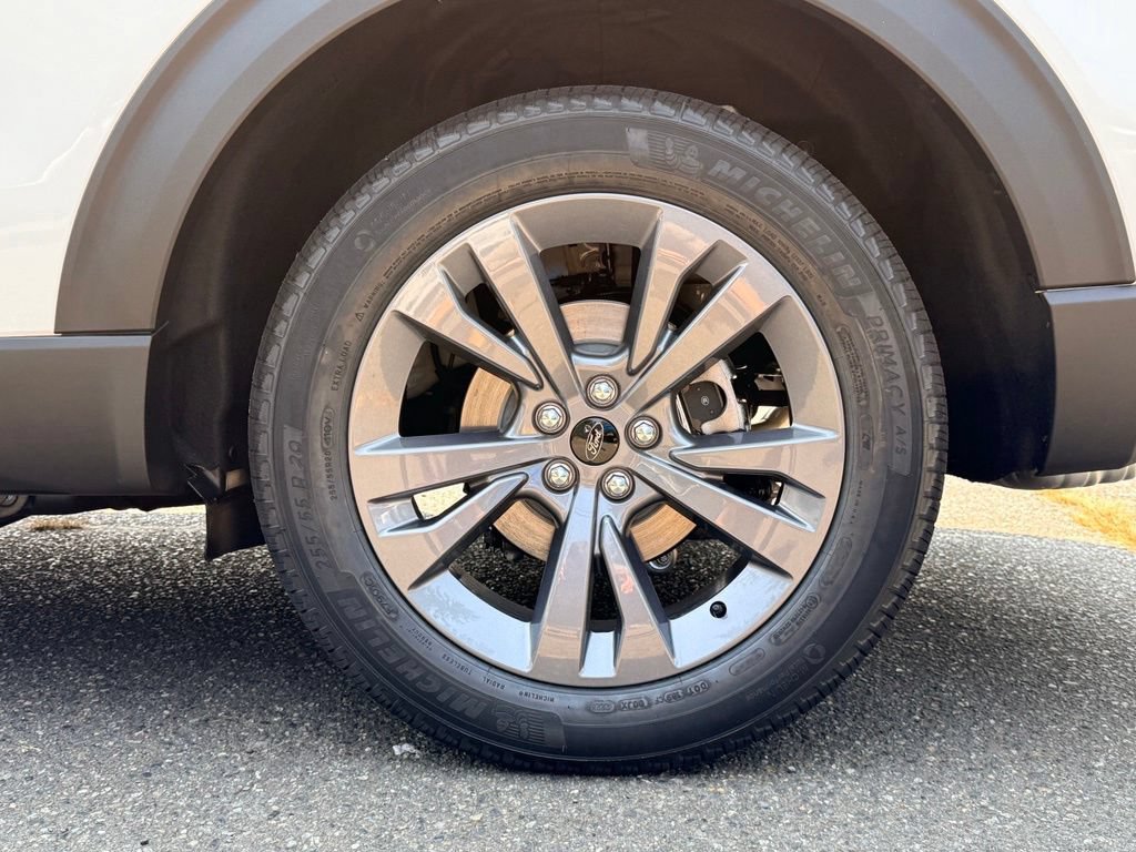 New 2026 Ford Explorer Active w/ Active Comfort Package AWD/4WD image 30