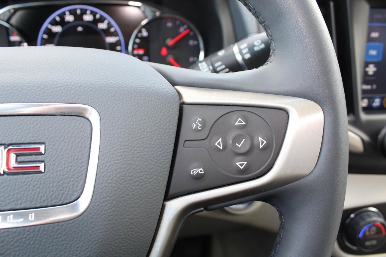 Used 2024 GMC Terrain Denali w/ Denali Premium Package AWD/4WD image 73