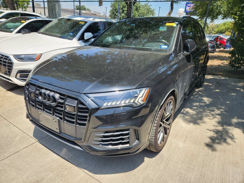 Used 2023 Audi Q7 3.0T Prestige w/ Prestige Package AWD/4WD image 4