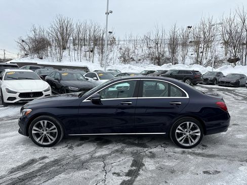 Used 2017 Mercedes-Benz C 300 4MATIC Sedan image 4