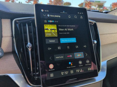 New 2026 Volvo XC90 B6 Ultra image 18