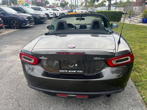 Used 2017 FIAT 124 Spider Classica image 7