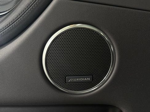 Certified 2025 Land Rover Discovery Sport S AWD/4WD image 27